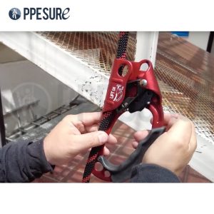 29.2 อุปกรณ์จับเชือกไต่ขึ้น ที่จับเชือก ELEVATOR แบรนด์ Rothoblaas